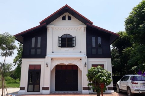 House in Hang Dong, Thailand 3 bedrooms № 160182