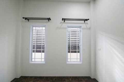 House in Udon Thani, Thailand 3 bedrooms № 159202 - photo 21