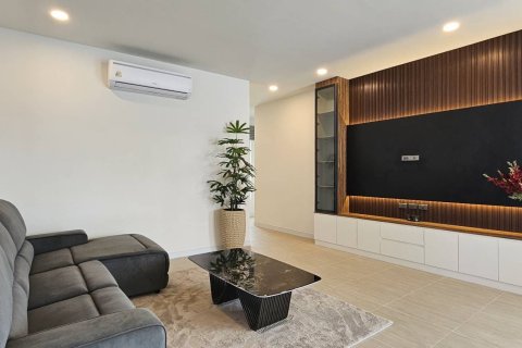 Villa in Hua Hin, Thailand 3 bedrooms № 163609 - photo 14