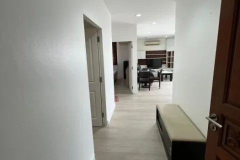 Eigentumswohnung in Watthana, Bangkok, Thailand, 2 Schlafzimmer № 219768 - Foto 11