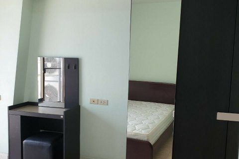 Condo in Bang Rak, Bangkok, Thailand, 2 bedrooms  № 136128 - photo 6