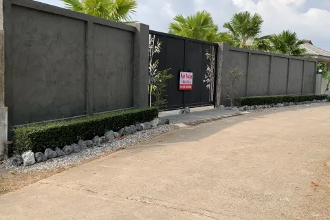 Land in Rayong, Thailand 1600 sq.m. № 160403 - photo 6