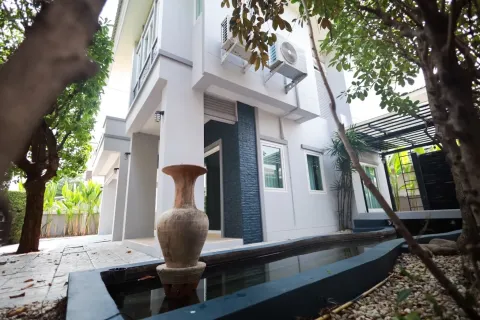 House in Chiang Mai, Thailand 3 bedrooms № 160404 - photo 20