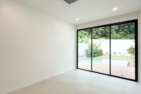 Вилла в Пхукете, Таиланд с 3 спальнями  № 160401 - фото 9