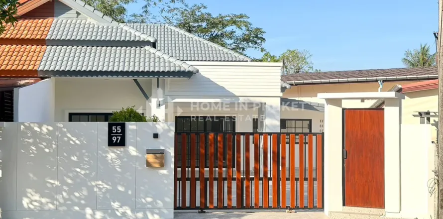 House in Phuket, Thailand 3 bedrooms № 209542
