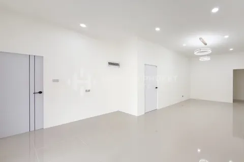 House in Phuket, Thailand 3 bedrooms № 209542 - photo 5