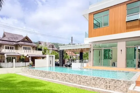 House in Chalong, Thailand 4 bedrooms № 209543 - photo 3