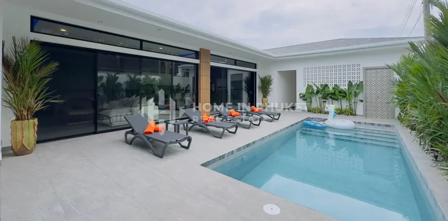 House in Rawai, Thailand 4 bedrooms № 209544