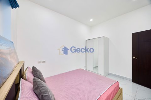 House in Pattaya, Thailand 3 bedrooms № 195858 - photo 29