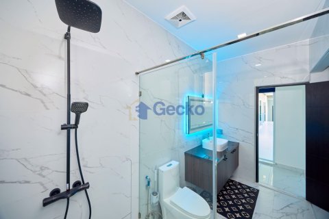 House in Pattaya, Thailand 3 bedrooms № 195858 - photo 22
