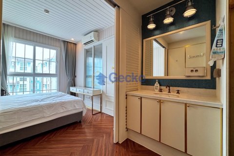 Condo in Pattaya, Thailand, 1 bedroom  № 195856 - photo 12