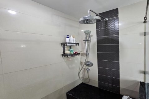 Studio dans le Condo à Ratchathewi, Bangkok, Thaïlande № 156371 - photo 17