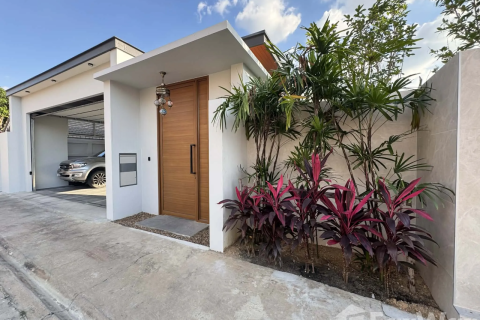 Villa in Pattaya, Thailand 3 bedrooms № 156369 - photo 6