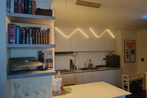 Condo in Watthana, Bangkok, Thailand, 2 bedrooms № 138109 - photo 10