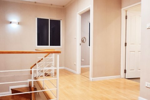 Townhouse à Prawet, Bangkok, Thaïlande 4 chambres № 138113 - photo 12