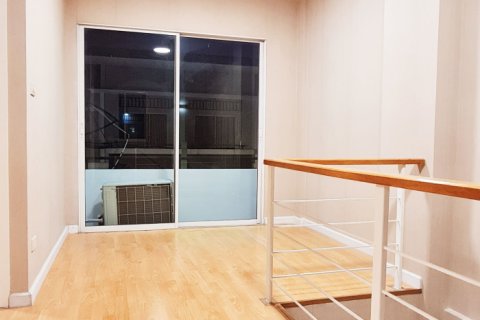 Townhouse à Prawet, Bangkok, Thaïlande 4 chambres № 138113 - photo 13