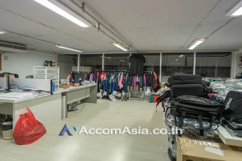 Studio in the Condo in Watthana, Bangkok, Thailand № 220390 - Foto 13