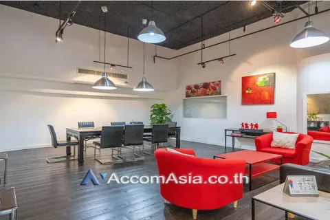 Studio in the Condo in Watthana, Bangkok, Thailand № 220390 - Foto 4
