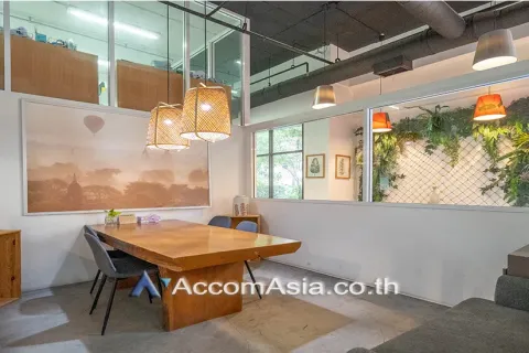Studio in the Condo in Watthana, Bangkok, Thailand № 220390 - Foto 3
