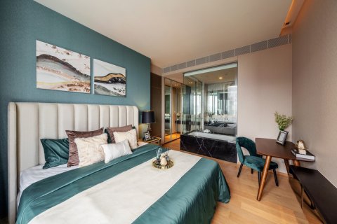 Condo in Bangkok, Thailand, 1 bedroom  № 143705 - photo 4