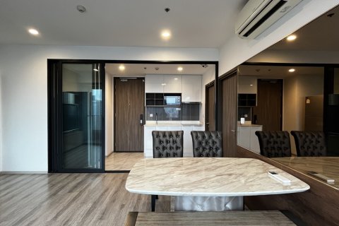 Condo à Huai Khwang, Bangkok, Thaïlande, 2 chambres № 201220 - photo 11