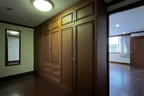 Condo à Watthana, Bangkok, Thaïlande, 1 chambre  № 201224 - photo 10