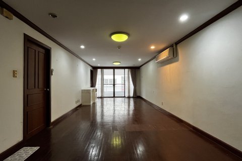 Condo à Watthana, Bangkok, Thaïlande, 1 chambre  № 201224 - photo 4