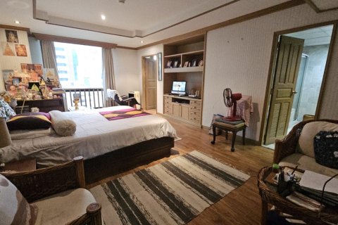 Condo à Bangkok, Thaïlande, 3 chambres № 201219 - photo 16