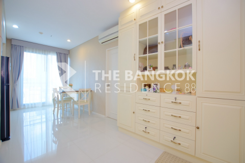 Condo in Bangkok, Thailand, 1 bedroom  № 184267