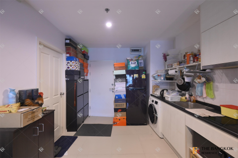 Condo in Bangkok, Thailand, 2 bedrooms  № 184265 - photo 6