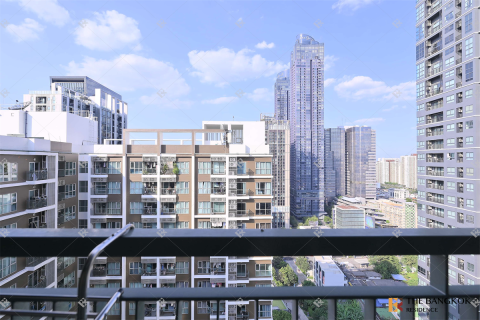 Condo in Bangkok, Thailand, 2 bedrooms  № 184265 - photo 5