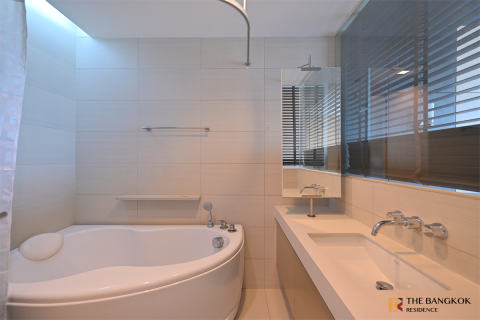 Condo in Bangkok, Thailand, 1 bedroom № 184271 - photo 3