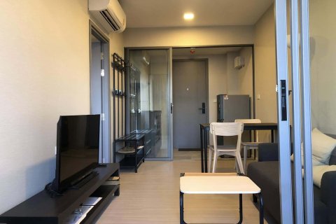 Студия в кондо в Ваттхане, Бангкок, Таиланд № 153216 - фото 7