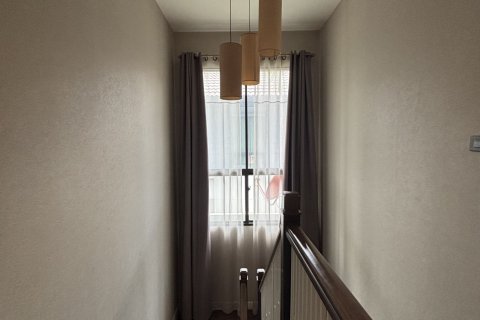 Maison à San Sai, Thaïlande 4 chambres № 153212 - photo 13