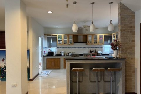 Дом в Паттайе, Таиланд с 4 спальнями  № 114057 - фото 7