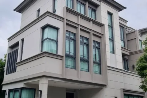 บ้านในประเวศ, กรุงเทพฯ, ประเทศไทย 4 ห้องนอน № 214799