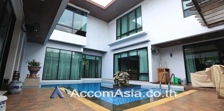 Haus in Watthana, Bangkok, Thailand 3 Schlafzimmer № 214794