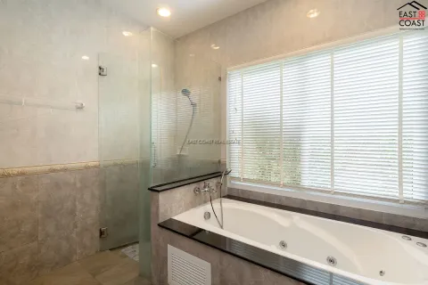 Casa de 3 dormitorios en Bang Lamung, Tailandia № 212222 - foto 30