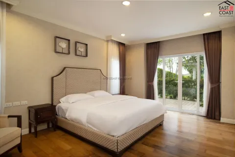 Casa de 3 dormitorios en Bang Lamung, Tailandia № 212222 - foto 8