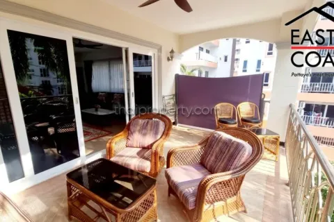 Condominio de 2 dormitorios en Pattaya, Tailandia № 212226 - foto 2