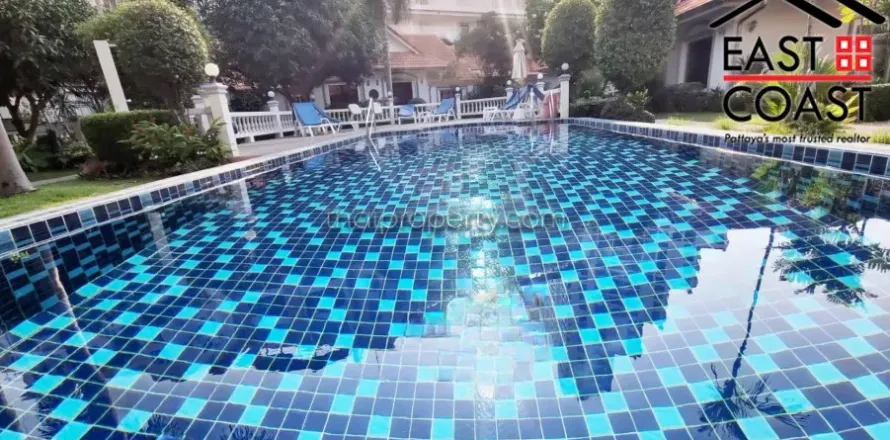 Condominio de 2 dormitorios en Pattaya, Tailandia № 212226