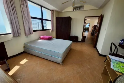 Condominio de 2 dormitorios en Jomtien Beach, Pattaya, Tailandia № 212221 - foto 6