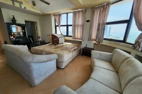 Condominio de 2 dormitorios en Jomtien Beach, Pattaya, Tailandia № 212221 - foto 11