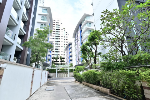 Condo à Bangkok, Thaïlande, 3 chambres № 185388 - photo 6