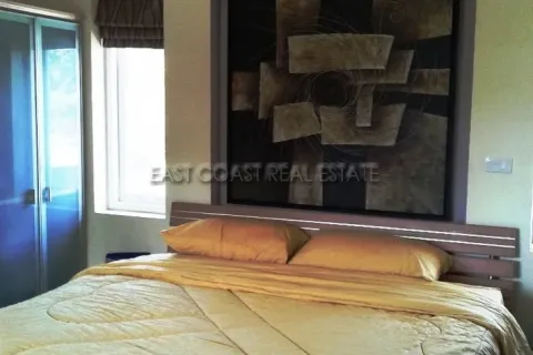 Casa de 5 dormitorios en Pattaya, Tailandia № 213974 - foto 5