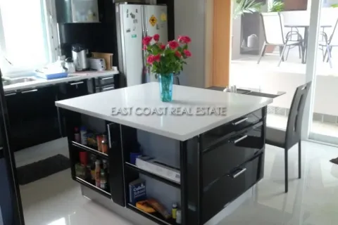 Casa de 5 dormitorios en Pattaya, Tailandia № 213974 - foto 6