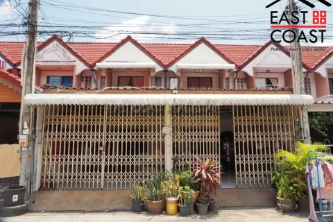 Casa de 4 dormitorios en Pattaya, Tailandia № 213976