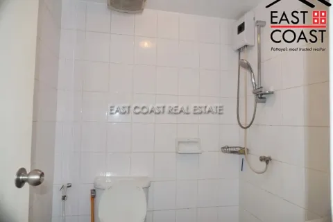 Casa de 4 dormitorios en Pattaya, Tailandia № 213976 - foto 5