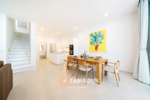 Condo à Bang Tao, Thaïlande, 3 chambres  № 179297 - photo 6
