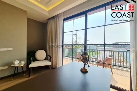 Casa de 4 dormitorios en Pattaya, Tailandia № 213745 - foto 17